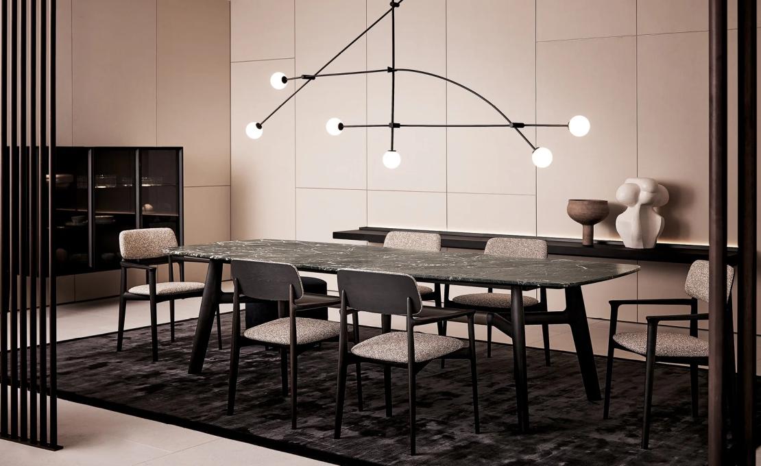 Стул от фабрики Poliform модель Curve Wooden 