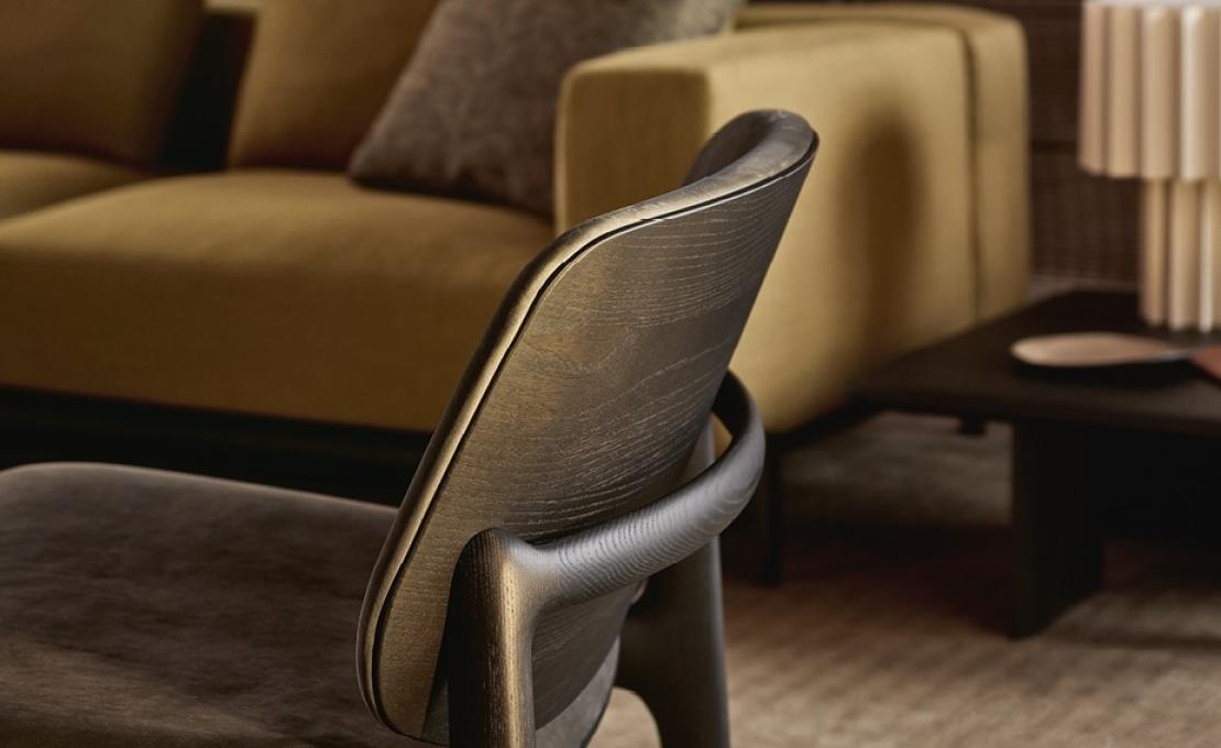 Кресло от фабрики Poliform модель Curve Arm 