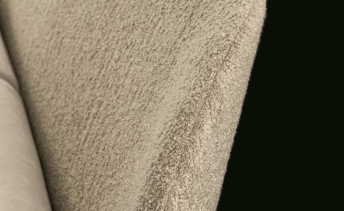 Кровать от фабрики Poliform модель Curve Bed