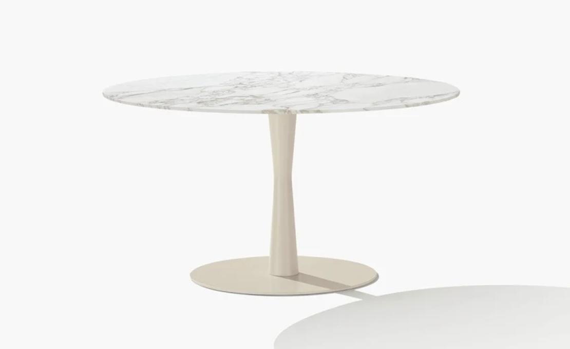 Стол от фабрики Poliform модель Flute Table with Marble Top