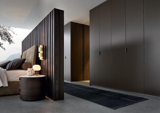 Шкафы от фабрики Poliform модель Fitted Wardrobe