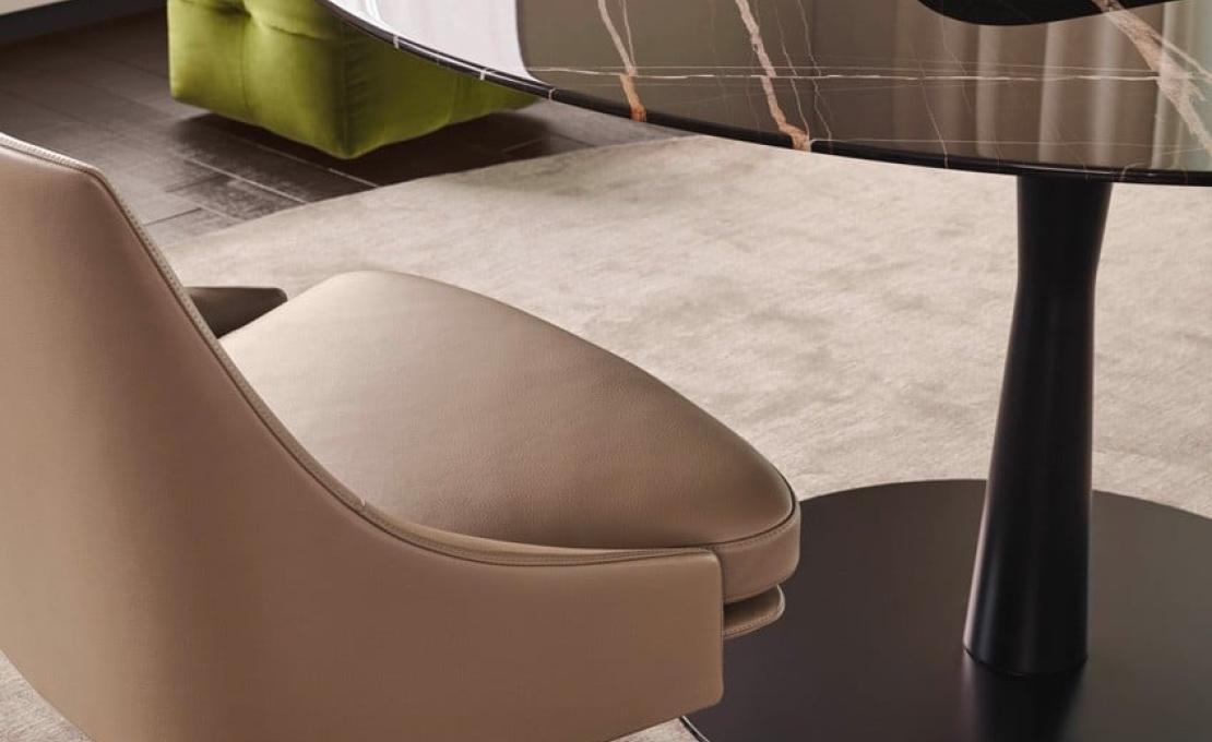 Стол от фабрики Poliform модель Flute Table with Marble Top