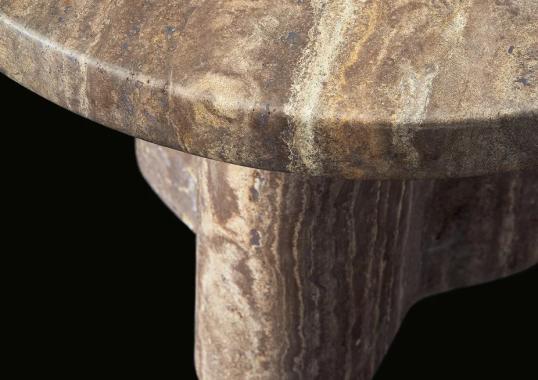 Журнальный столик от фабрики Poliform модель ERNEST 