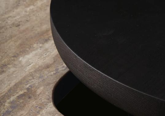 Журнальный столик от фабрики Poliform модель ERNEST 