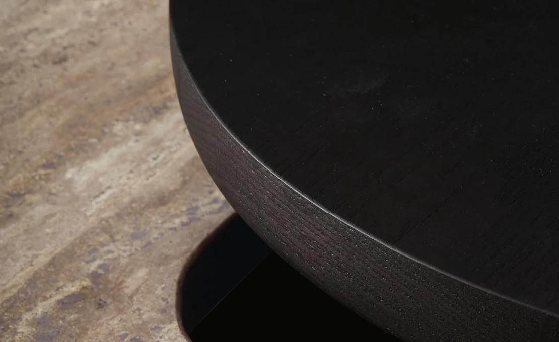 Журнальный столик от фабрики Poliform модель ERNEST 