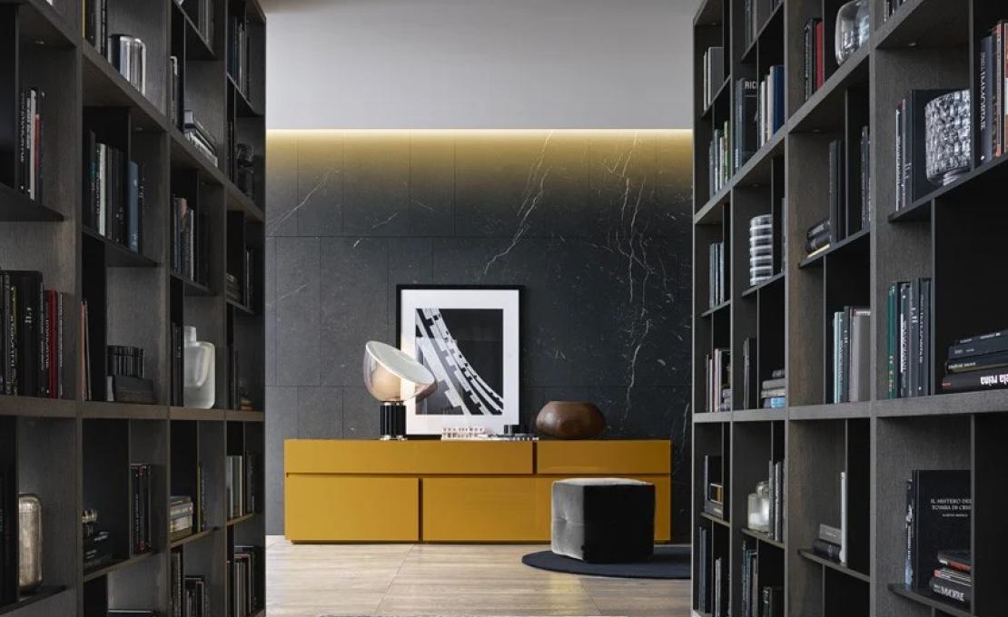 Сервант от фабрики Poliform модель Free Sideboard 