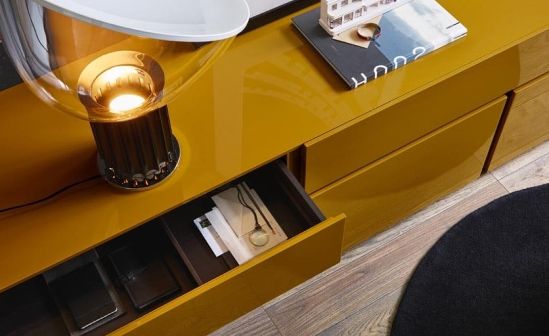 Сервант от фабрики Poliform модель Free Sideboard 