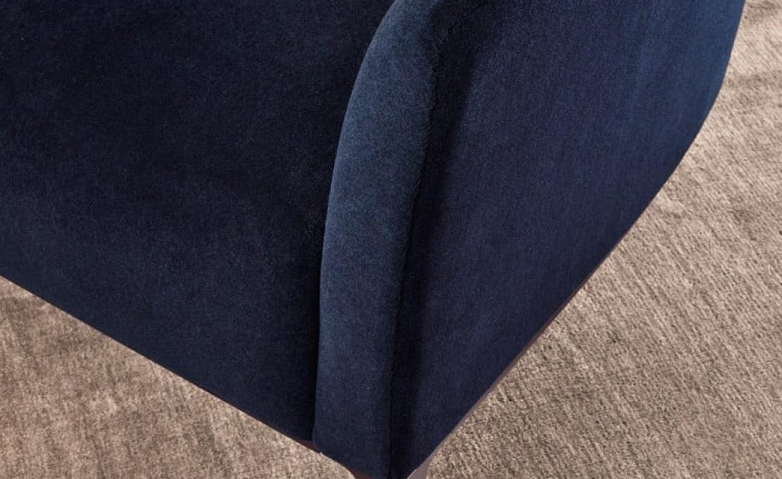 Диван от фабрики Poliform модель Gentleman Friends Sofa