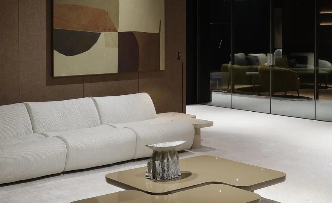 Журнальный столик от фабрики Poliform модель ERNEST 