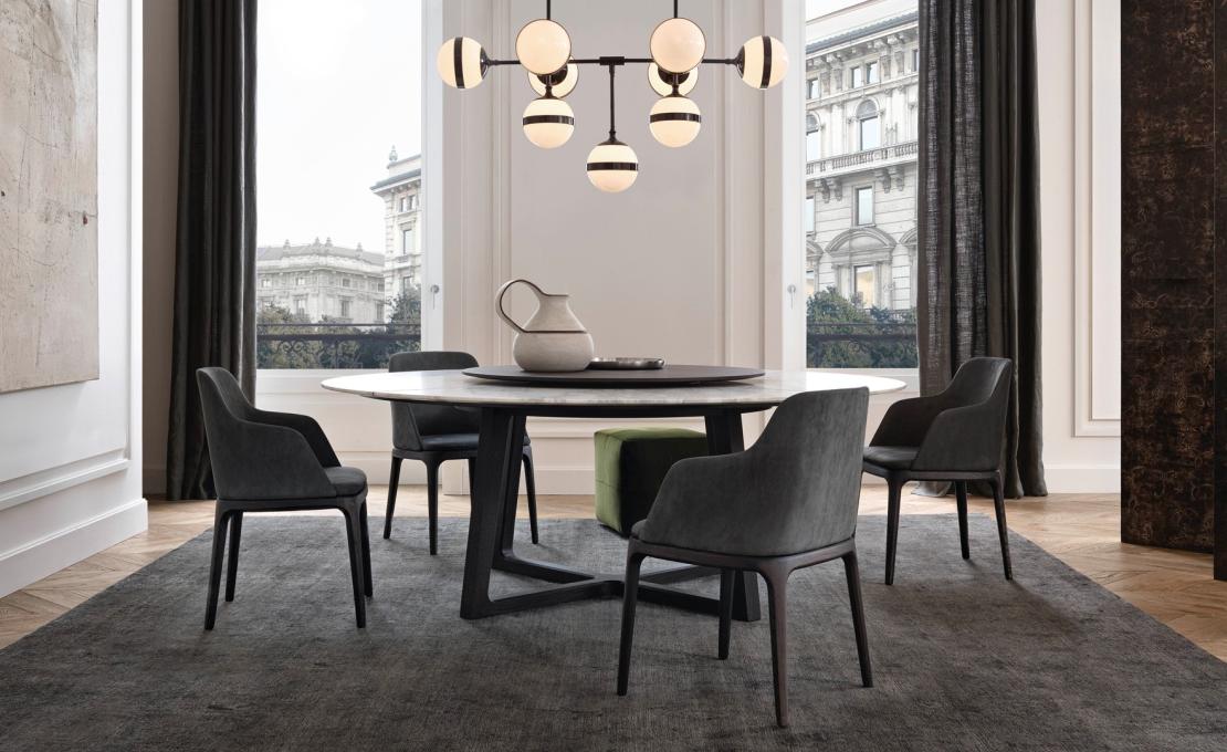 Стул от фабрики Poliform модель Grace  With Armrest 