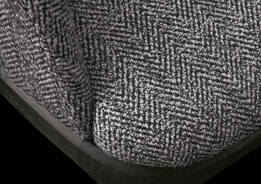 Стул от фабрики Poliform модель Grace  With Armrest 