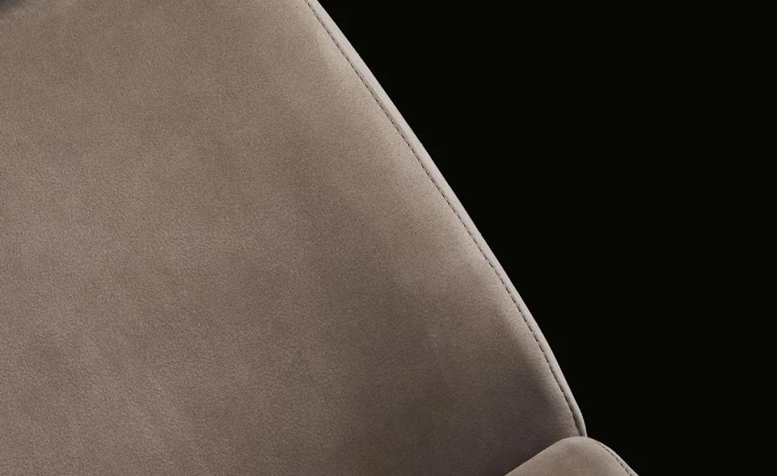 Диван от фабрики Poliform модель ERNEST SOFA