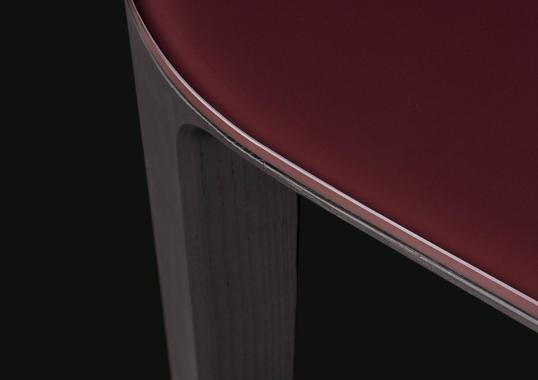 Стол от фабрики Poliform модель Henry Table