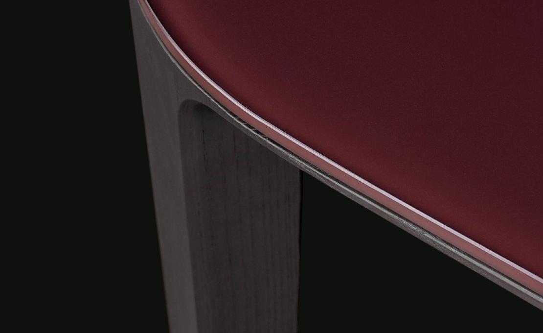 Стол от фабрики Poliform модель Henry Table