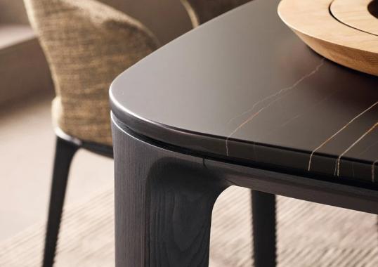 Стол от фабрики Poliform модель Henry Table