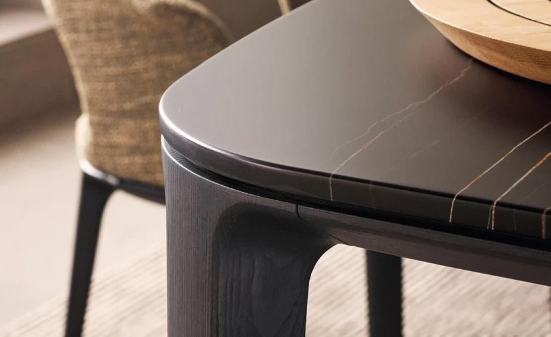 Стол от фабрики Poliform модель Henry Table