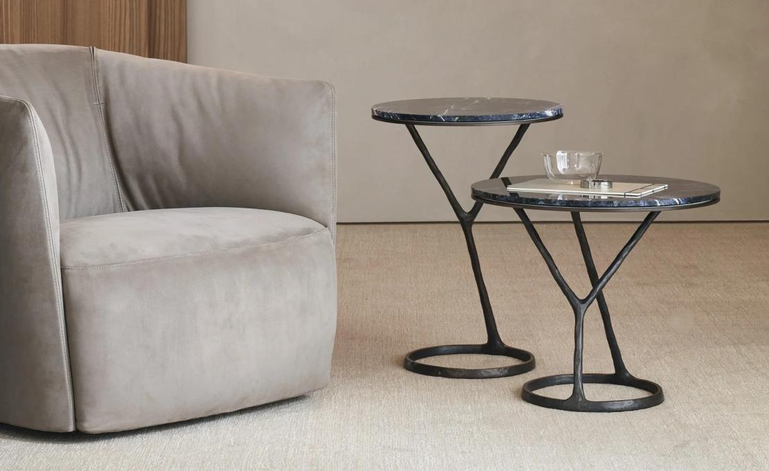 Журнальный столик от фабрики Poliform модель Ilda Side Table