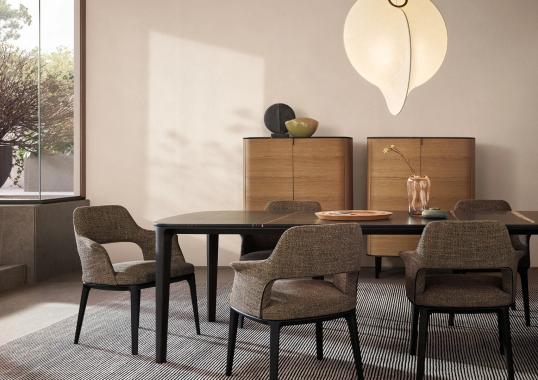 Стол от фабрики Poliform модель Henry Table