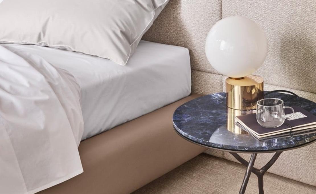 Журнальный столик от фабрики Poliform модель Ilda Side Table