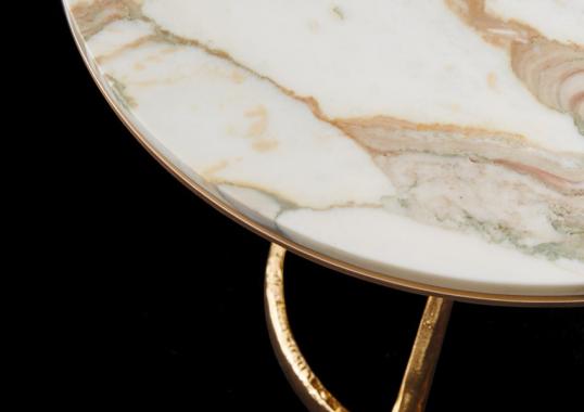 Журнальный столик от фабрики Poliform модель Ilda Side Table