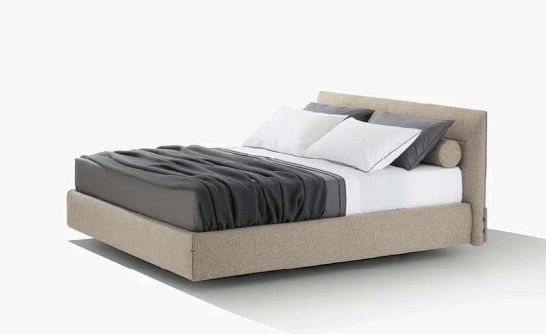 Кровать от фабрики Poliform модель Jacqueline Bed 