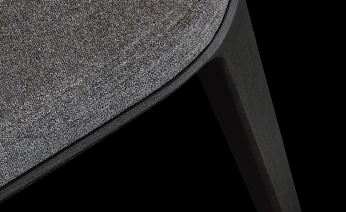 Банкетка от фабрики Poliform модель Jane Bench