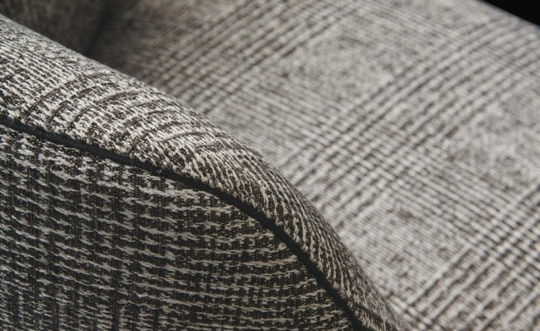 Кресло от фабрики Poliform модель JNPL074