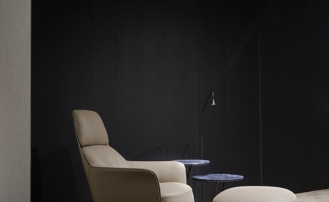 Кресло от фабрики Poliform модель KAORI LOUNGE LEATHER ARM