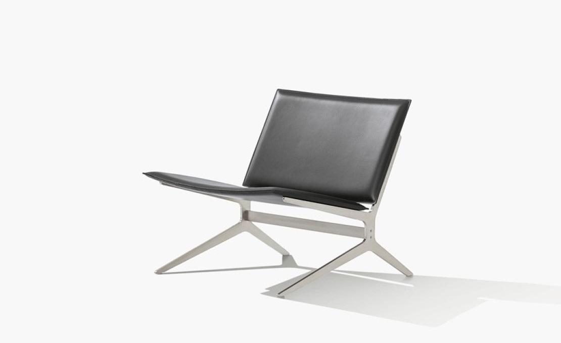 Кресло от фабрики Poliform модель Kay Lounge Arm