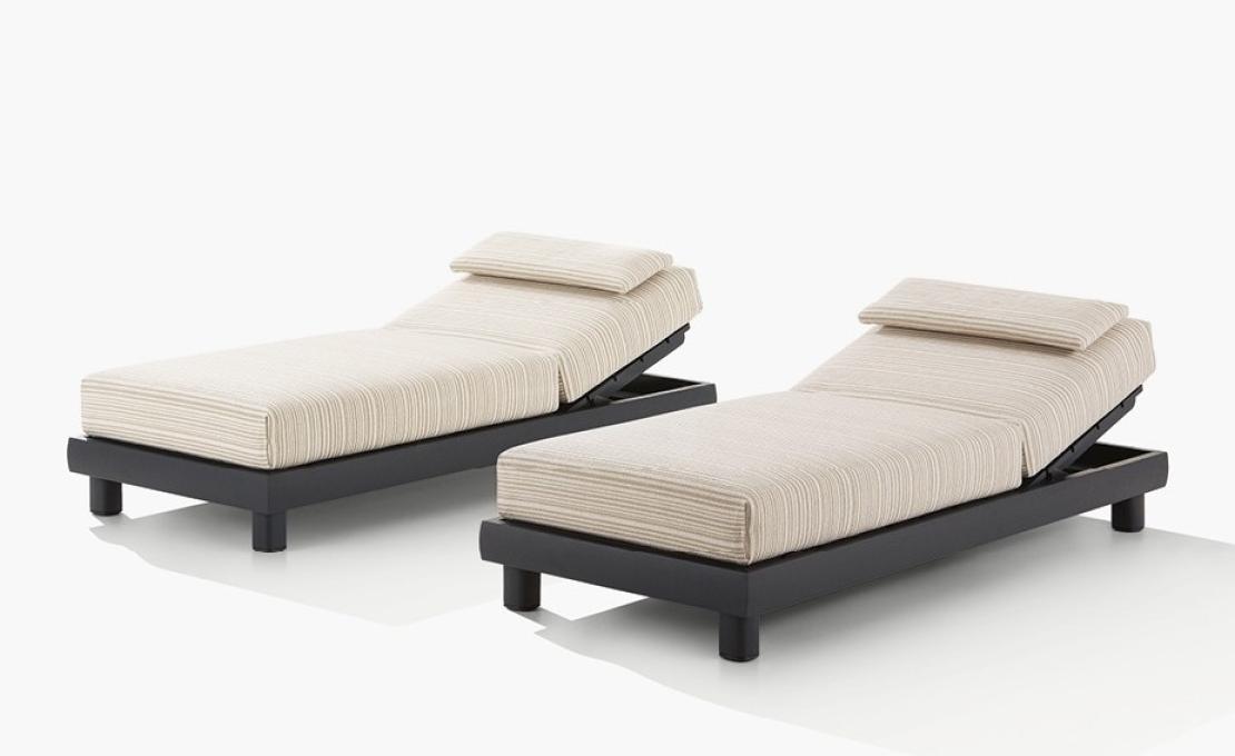 Шезлонг уличныйот фабрики Poliform модель KETCH SUNBED