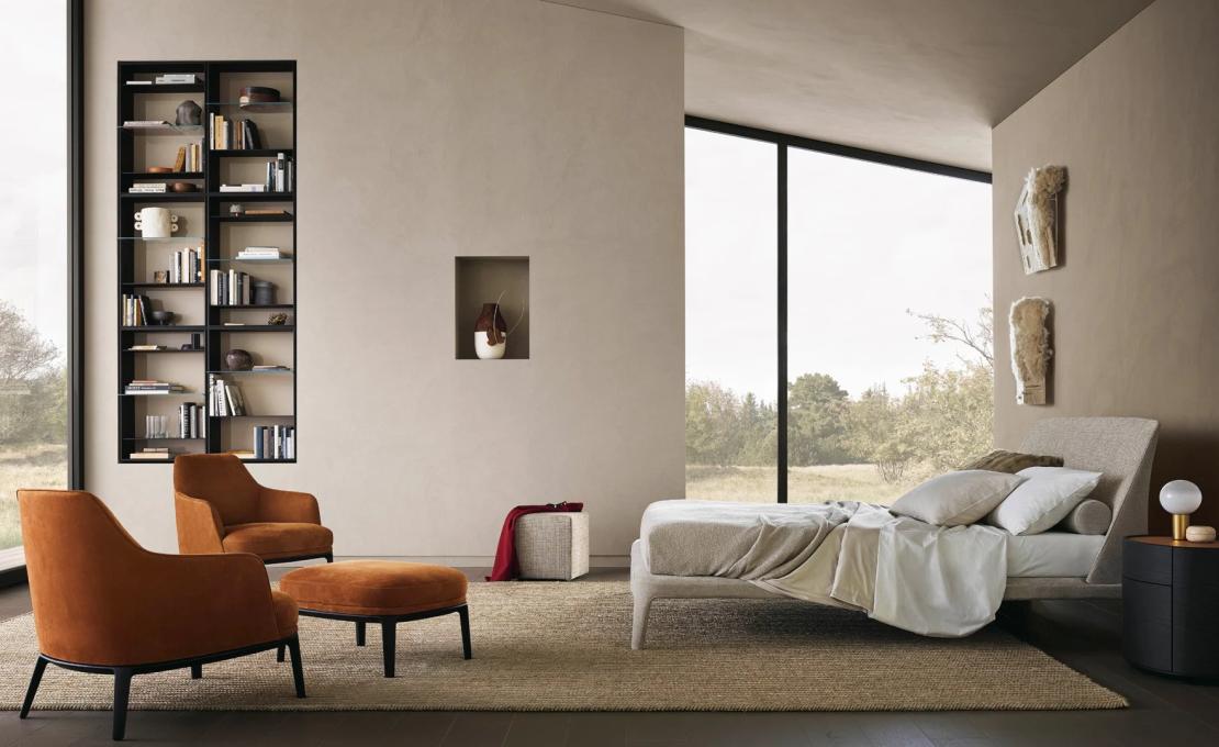 Кровать от фабрики Poliform модель Kelly Imbottito Bed