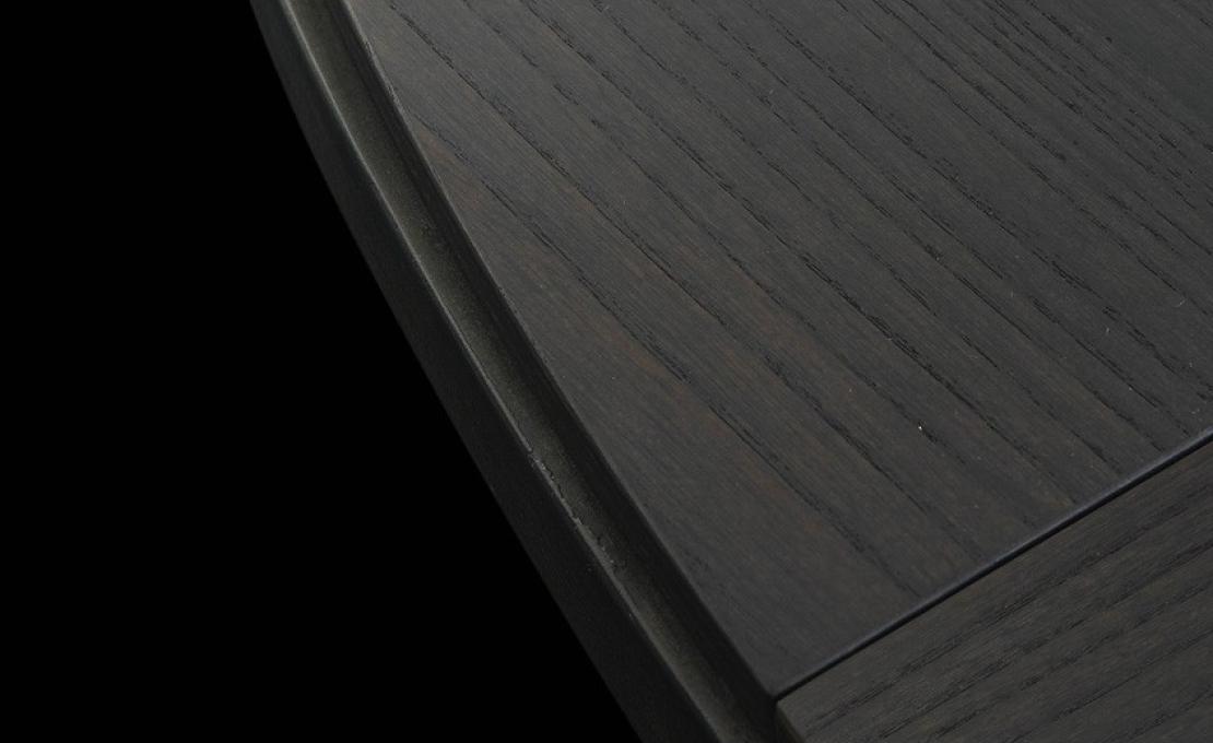 Стол от фабрики Poliform модель Kensington Table