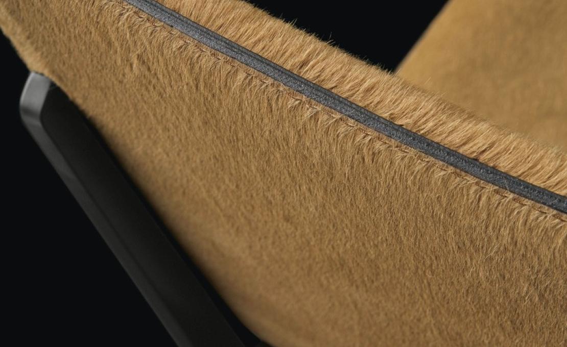 Кресло от фабрики Poliform модель Kay Lounge Arm