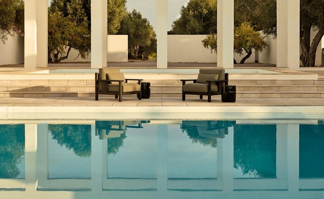 Уличное кресло от фабрики Poliform модель KETCH ARM