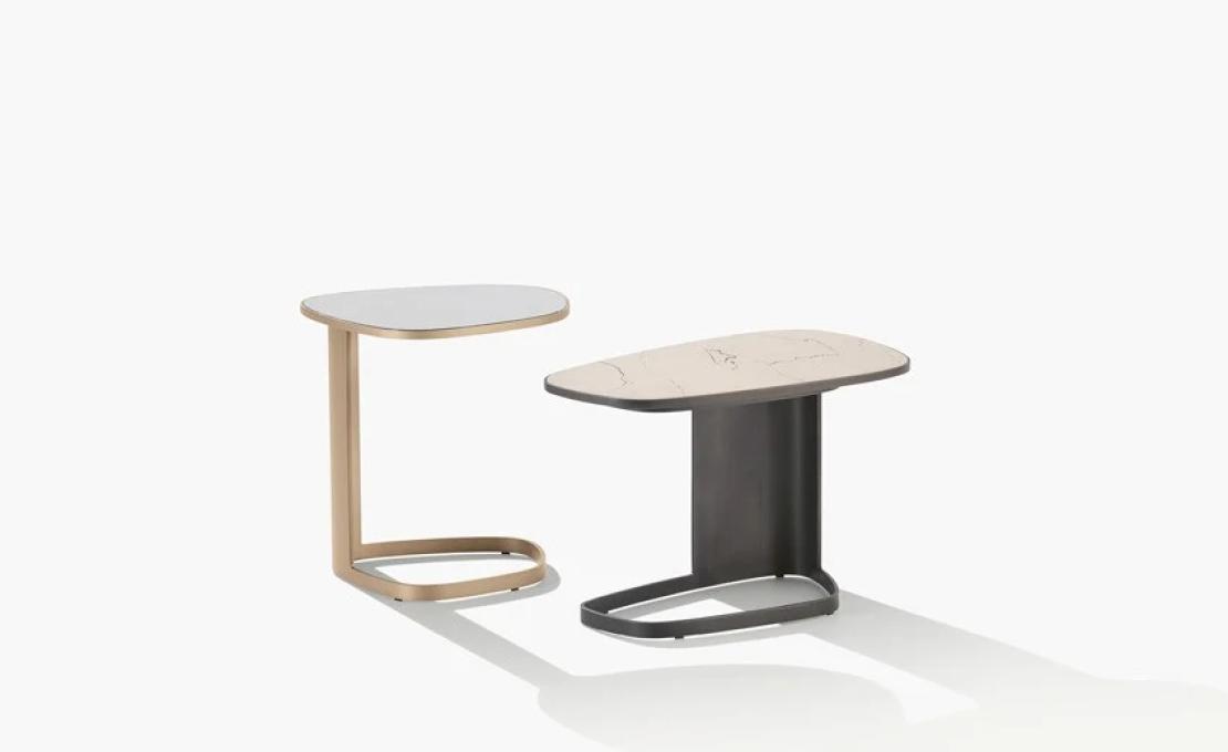 Журнальный столик от фабрики Poliform модель Koishi Side Table