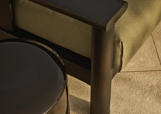 Уличное кресло от фабрики Poliform модель KETCH ARM