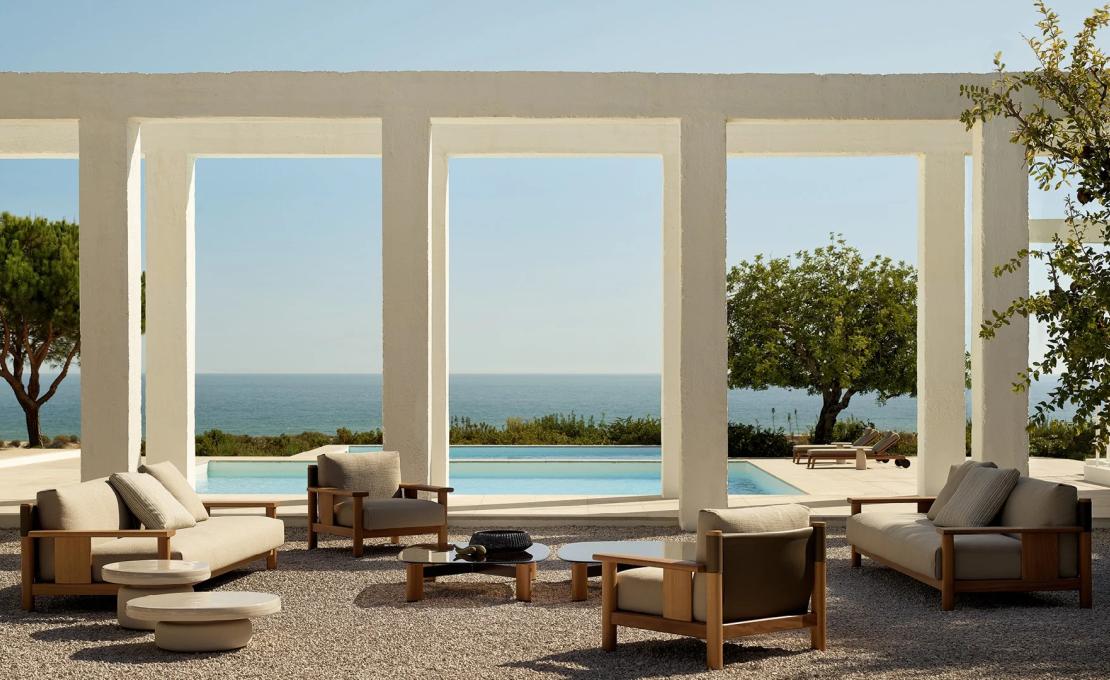 Уличный стол от фабрики Poliform модель KETCH 