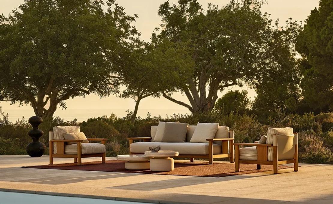 Уличный диван от фабрики Poliform модель KETCH SOFA