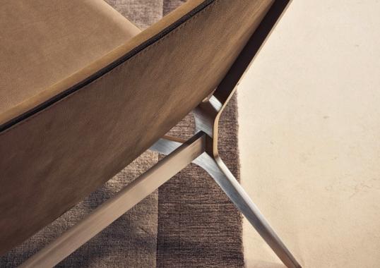 Кресло от фабрики Poliform модель Kay Lounge Arm