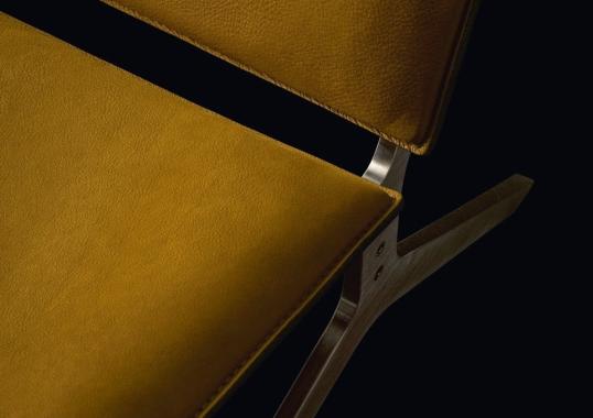 Кресло от фабрики Poliform модель Kay Lounge Arm