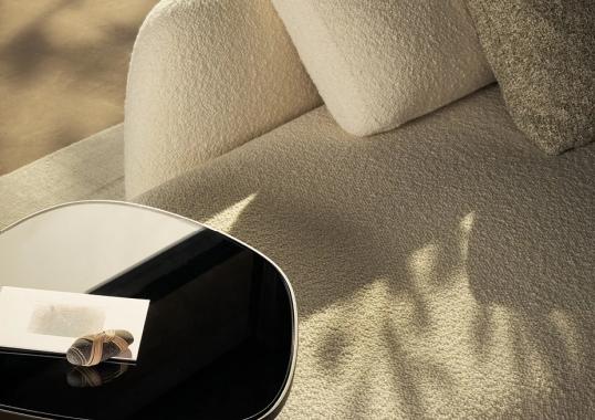 Журнальный столик от фабрики Poliform модель Koishi Side Table