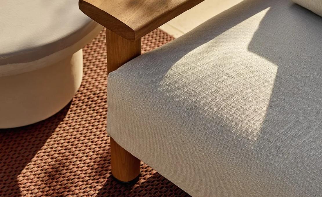 Уличный диван от фабрики Poliform модель KETCH SOFA