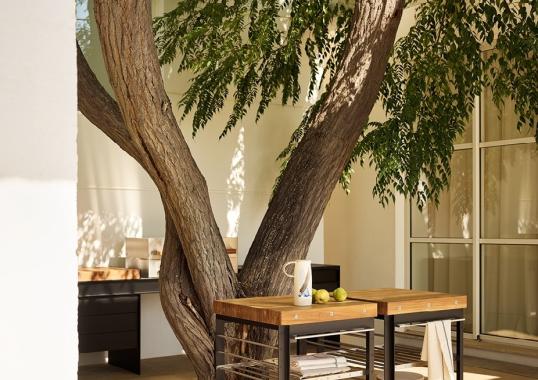 Кухни от фабрики Poliform модель LAND KITCHEN