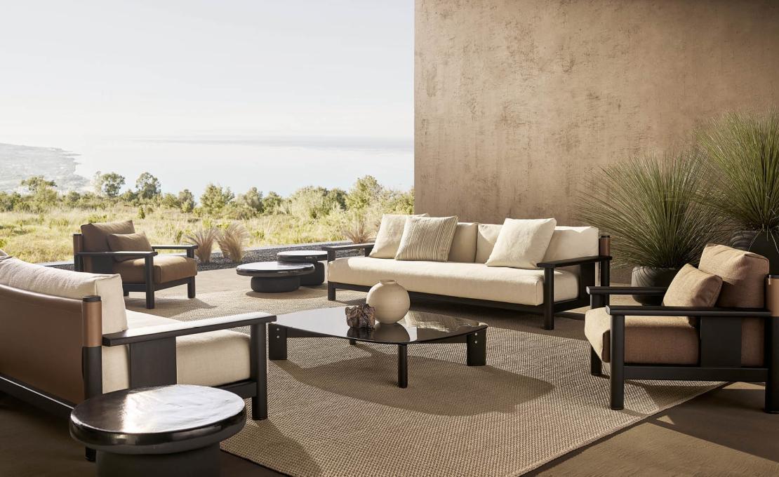 Уличный диван от фабрики Poliform модель KETCH SOFA