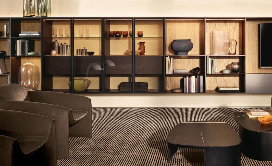 Кресло от фабрики Poliform модель Le Club Arm