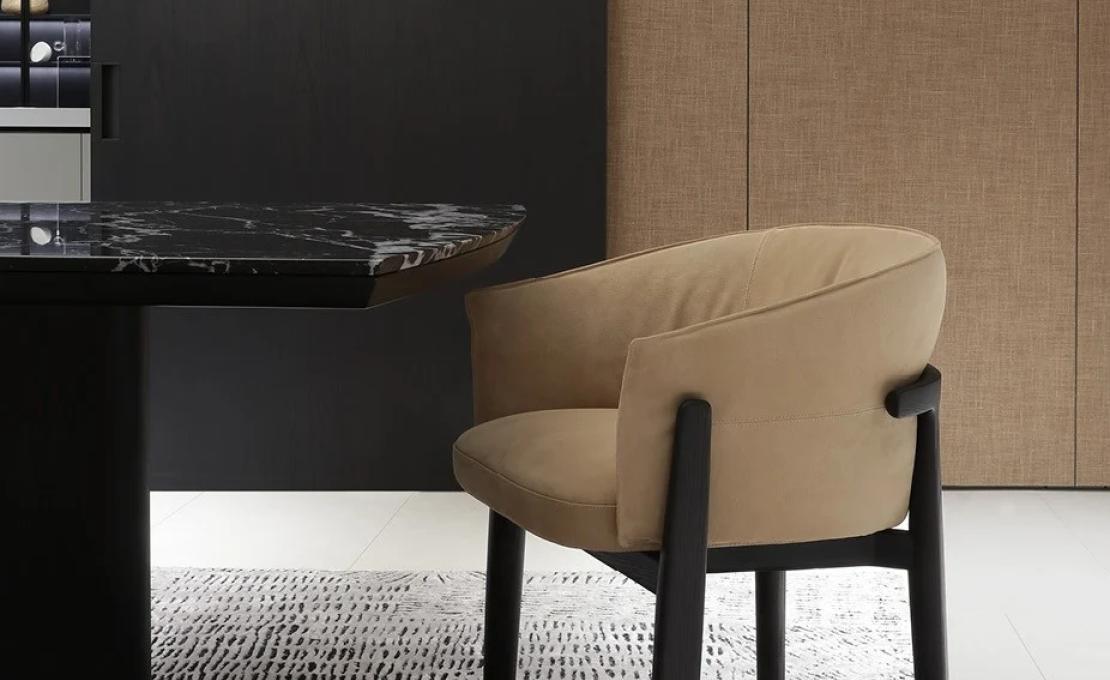 Стул от фабрики Poliform модель LEOPOLD 