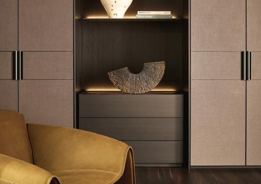 Кресло от фабрики Poliform модель Le Club Arm