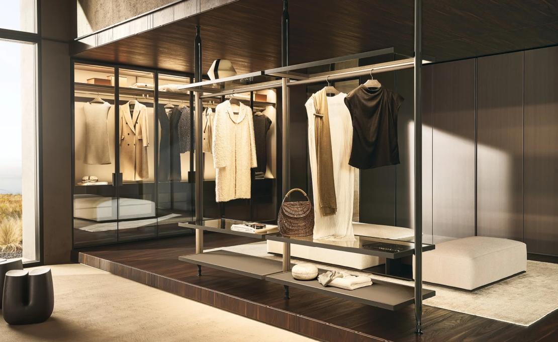 Стеллаж для книг от фабрики Poliform модель Lexington Night System