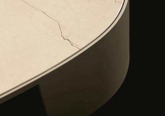 Журнальный столик от фабрики Poliform модель Koishi Side Table