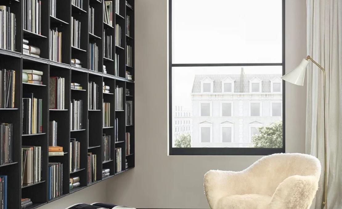 Кресло от фабрики Poliform модель Mad  Arm